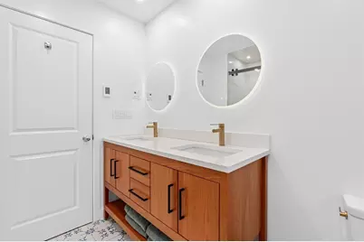 129 Merrimac #9, Newburyport, MA 01950 - Photo 10
