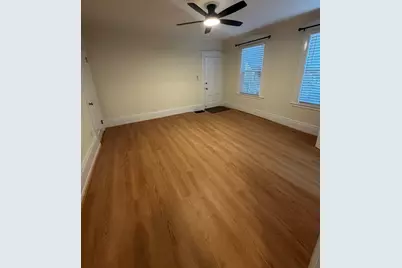 37 Basset St #1B, Lynn, MA 01902 - Photo 2