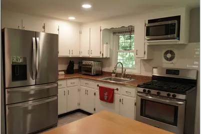 295 Oak St, Halifax, MA 02338 - Photo 12