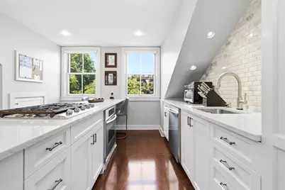 141 W Concord St #3, Boston, MA 02118 - Photo 4
