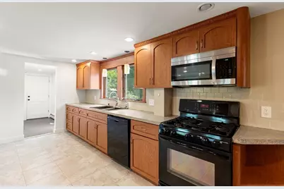 67 Maple St, Wenham, MA 01984 - Photo 12