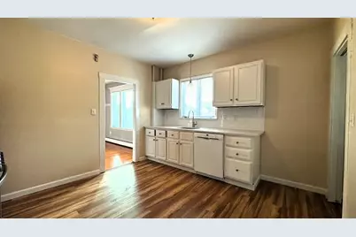 114 Fayerweather St #2, Cambridge, MA 02138 - Photo 4