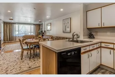 30 Chelsea St #305, Everett, MA 02149 - Photo 20