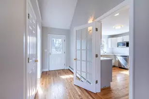 270 Cross St, Winchester, MA 01890 - Photo 10