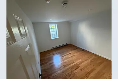 683 Main St, Falmouth, MA 02540 - Photo 8