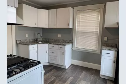 18 Hanover Cir #3, Lynn, MA 01902 - Photo 2