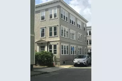 18 Hanover Cir #3, Lynn, MA 01902 - Photo 1