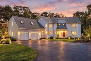 60 R Sandwich Rd, Plymouth, MA 02360 - Photo 2