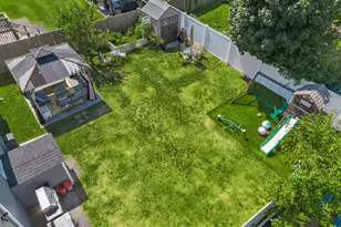 176 Gore Rd, Revere, MA 02151 - Photo 28