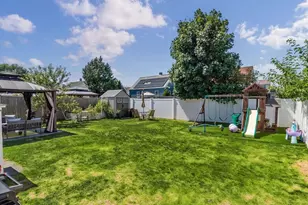 176 Gore Rd, Revere, MA 02151 - Photo 34