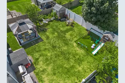 176 Gore Rd, Revere, MA 02151 - Photo 4