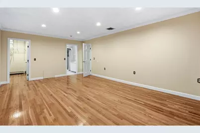 12 Parkway Dr, Saugus, MA 01906 - Photo 32