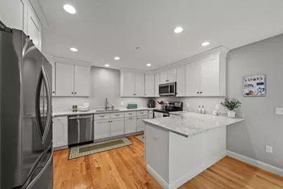168 Lowell St #1, Wilmington, MA 01887 - Photo 8