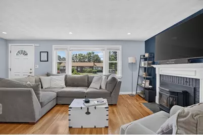 3 Connolly St, Randolph, MA 02368 - Photo 6