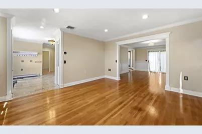 12 Parkway Dr, Saugus, MA 01906 - Photo 16