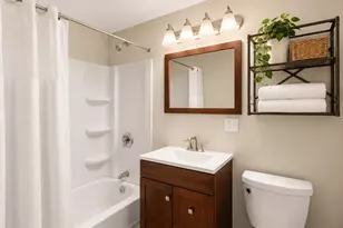 31 Pond St, Waltham, MA 02451 - Photo 4