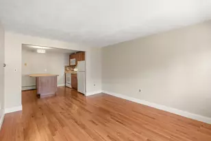 31 Pond St, Waltham, MA 02451 - Photo 6