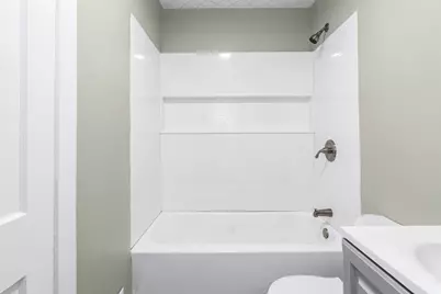 16 Beaconsfield Street, Lawrence, MA 01843 - Photo 22
