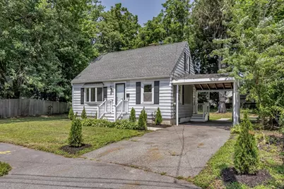 16 Beaconsfield Street, Lawrence, MA 01843 - Photo 8