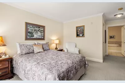8 Crowninshield St #212, Peabody, MA 01960 - Photo 12