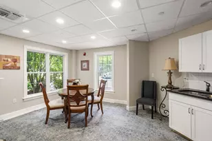 8 Crowninshield St, Peabody, MA 01960 - Photo 18