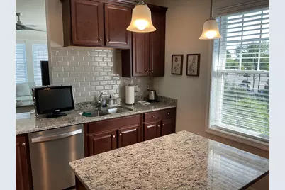 2 Francis Dr. #401, Andover, MA 01810 - Photo 2