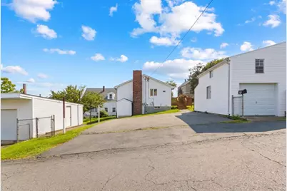 32 Danis St, Fall River, MA 02720 - Photo 14