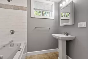 155 Pond St, Leominster, MA 01453 - Photo 18