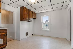 155 Pond St, Leominster, MA 01453 - Photo 32