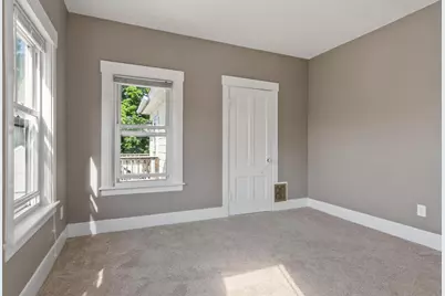 155 Pond St, Leominster, MA 01453 - Photo 24
