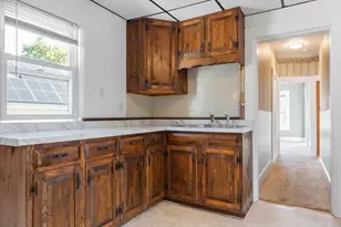 155 Pond St, Leominster, MA 01453 - Photo 32