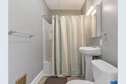 155 Pond St, Leominster, MA 01453 - Photo 36