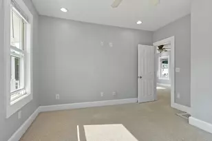 155 Pond St, Leominster, MA 01453 - Photo 16