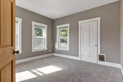 155 Pond St, Leominster, MA 01453 - Photo 26