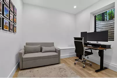 906-908 Chestnut Street #906, Newton, MA 02468 - Photo 18