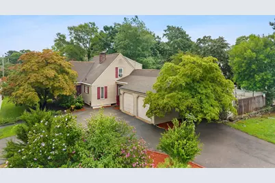 59 Mulberry St, Attleboro, MA 02703 - Photo 2