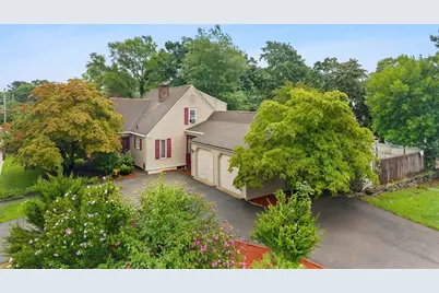 59 Mulberry St, Attleboro, MA 02703 - Photo 2
