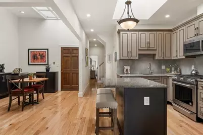 31 Bay State Rd #4, Boston, MA 02215 - Photo 10