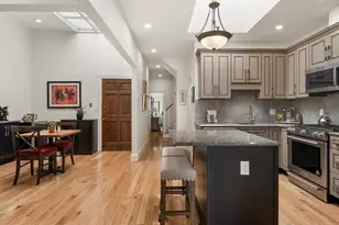 31 Bay State Rd, Boston, MA 02215 - Photo 10