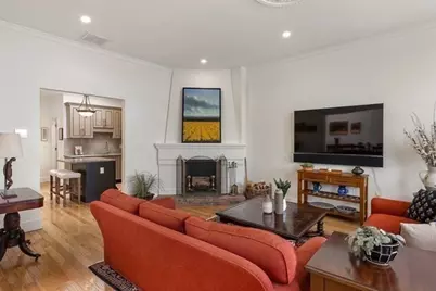 31 Bay State Rd #4, Boston, MA 02215 - Photo 8