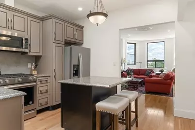 31 Bay State Rd #4, Boston, MA 02215 - Photo 12