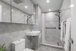 31 Bay State Rd, Boston, MA 02215 - Photo 20