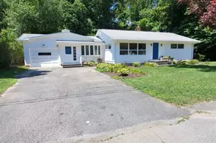 20 Faulkner St, Westport, MA 02790 - Photo 1
