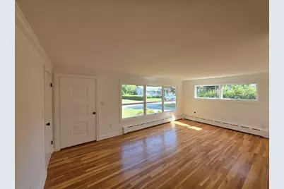 20 Faulkner St, Westport, MA 02790 - Photo 8