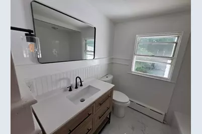20 Faulkner St, Westport, MA 02790 - Photo 4