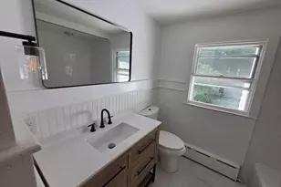 20 Faulkner St, Westport, MA 02790 - Photo 4