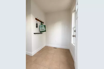 128 Holworthy St #128, Cambridge, MA 02138 - Photo 10