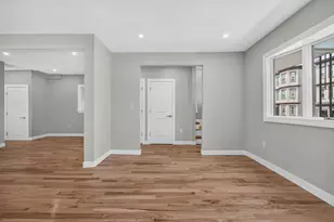 31 Wordsworth St, Boston, MA 02128 - Photo 10