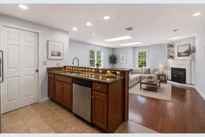 215 Longmeadow Rd #104, Taunton, MA 02780 - Photo 4