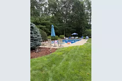 29 W Colonial Rd, Wilbraham, MA 01095 - Photo 32